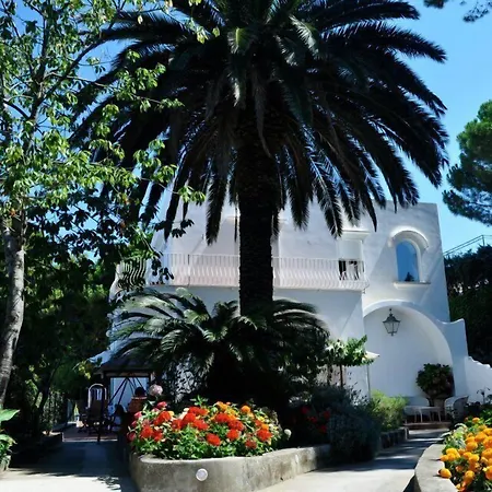 伊尔索格诺住宿加早餐酒店 4*